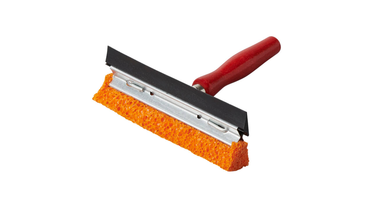 Raamtrekker ProPlus met houten steel 145mm rood
