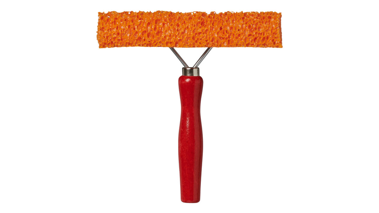 Raamtrekker ProPlus met houten steel 145mm rood