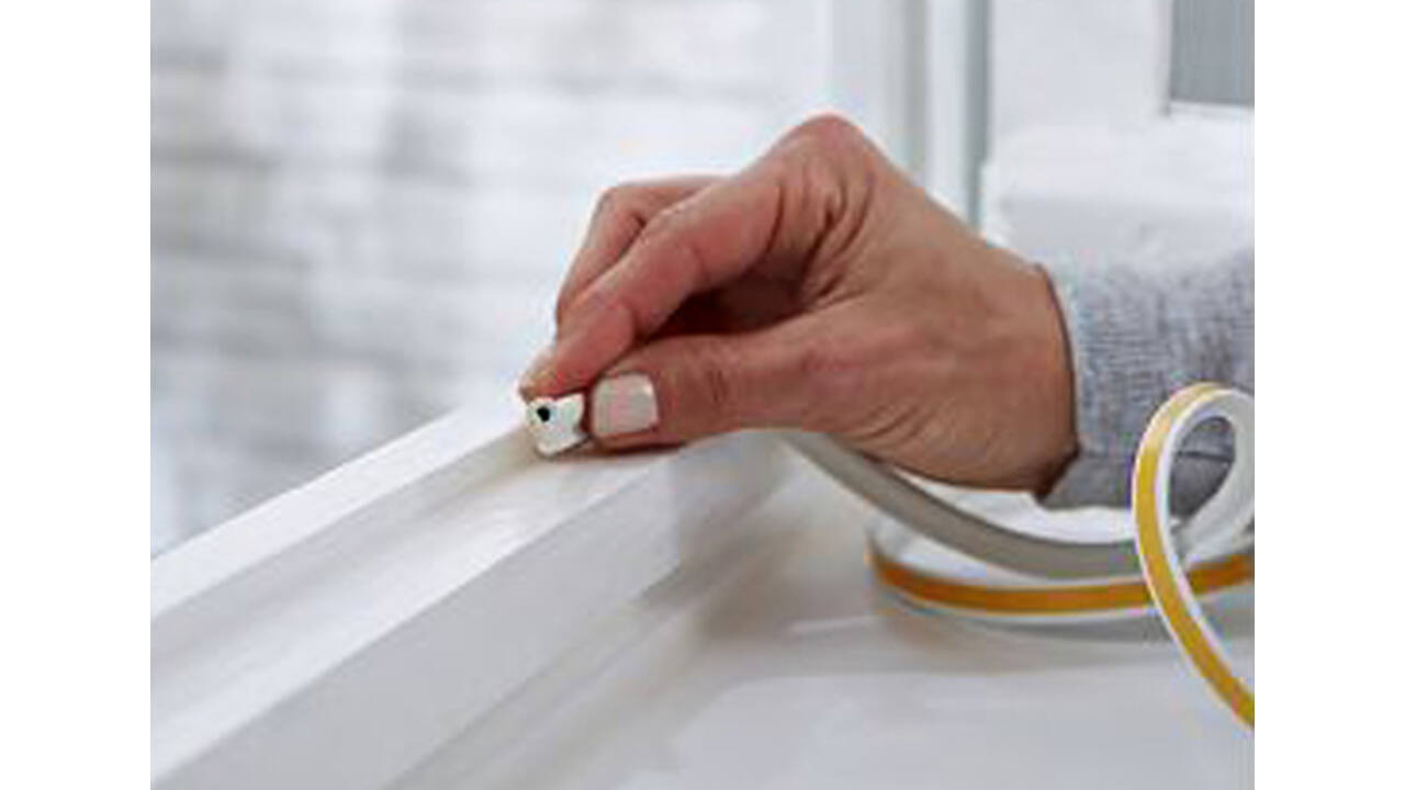 Tochtstrip Tesamoll® P-profiel rubber 6mx9mm wit