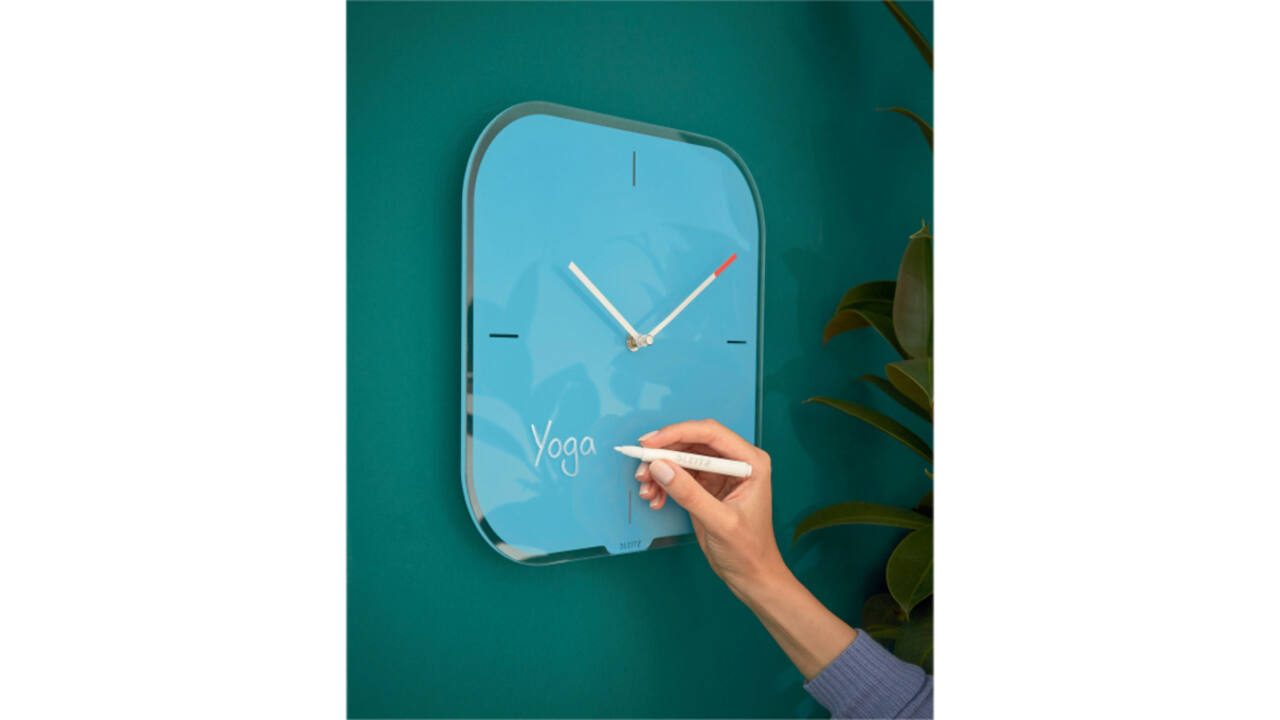 Wandklok Leitz Cosy blauw glas