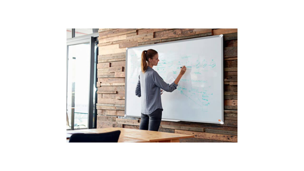 Whiteboard Nobo Premium Plus widescreen 40x71cm emaille