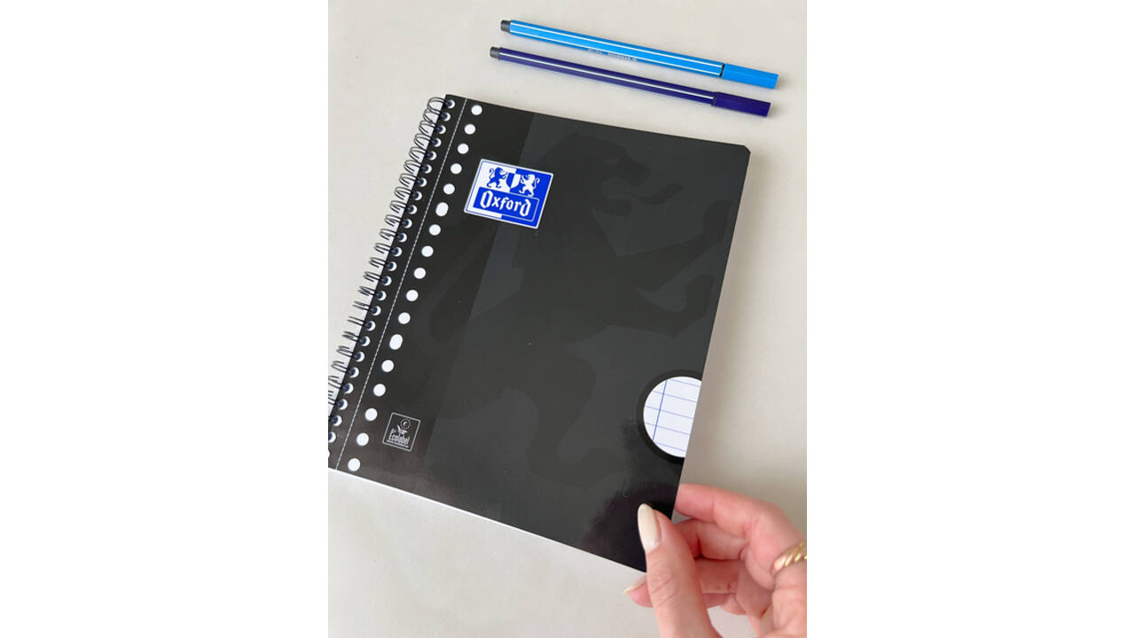 Collegeblok Oxford School A5+ lijn 17-gaats 160 pagina's 80gr zwart