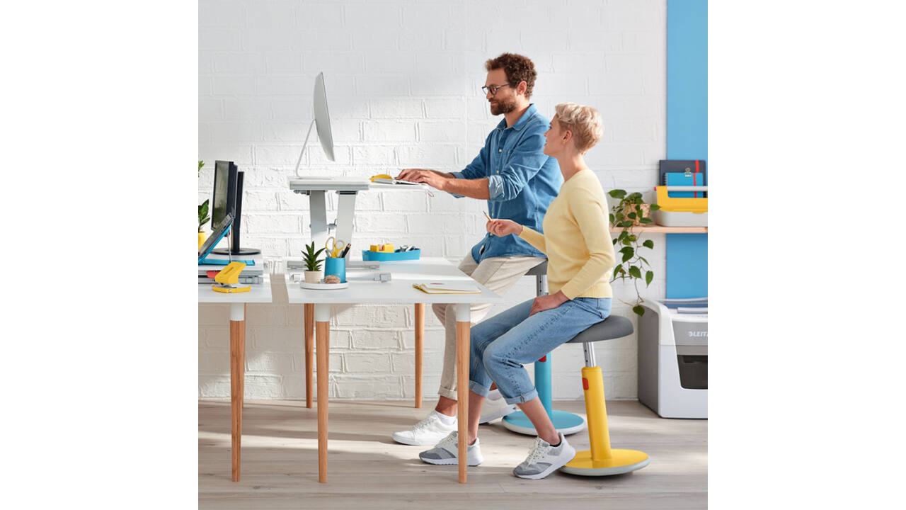 Zit-sta bureau Leitz Ergo Cosy met schuiflade