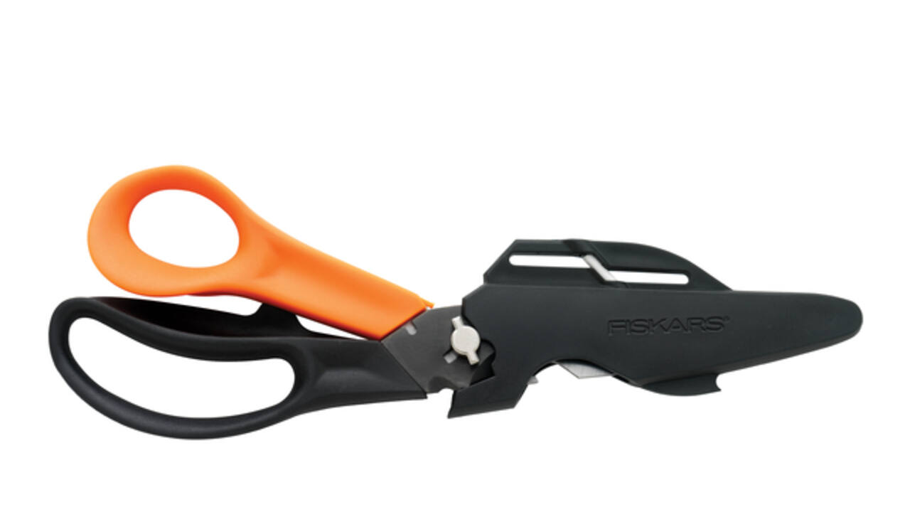 Schaar Fiskars Cuts+More Titanium multifunctioneel zwart