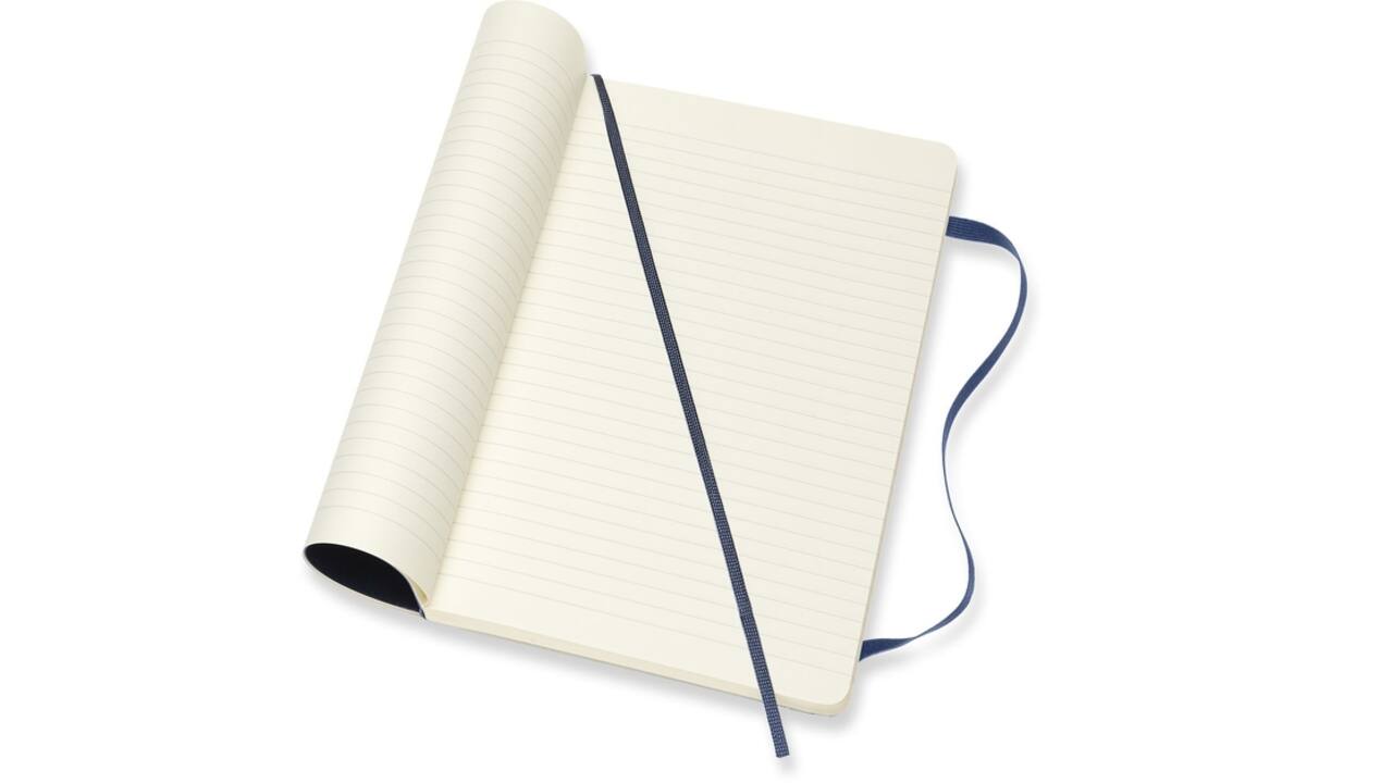 Notitieboek Moleskine large 130x210mm lijn soft cover sapphire blue