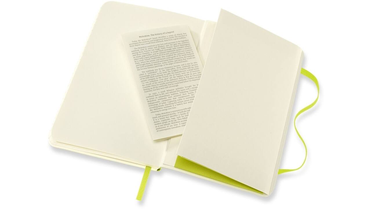 Notitieboek Moleskine pocket 90x140mm lijn soft cover lemon green