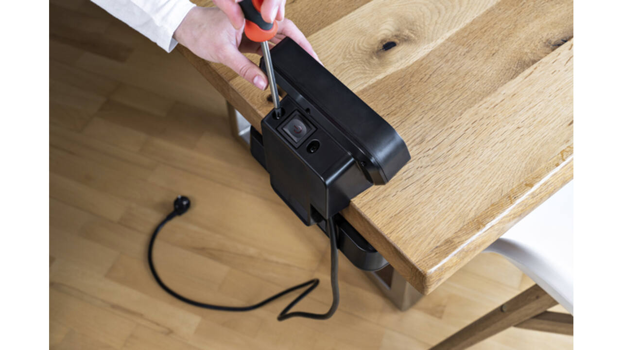Stekkerdoos Brennenstuhl bureau Estilo 10vdig incl 1 USB C, 1 USB A, 2m zi/zw