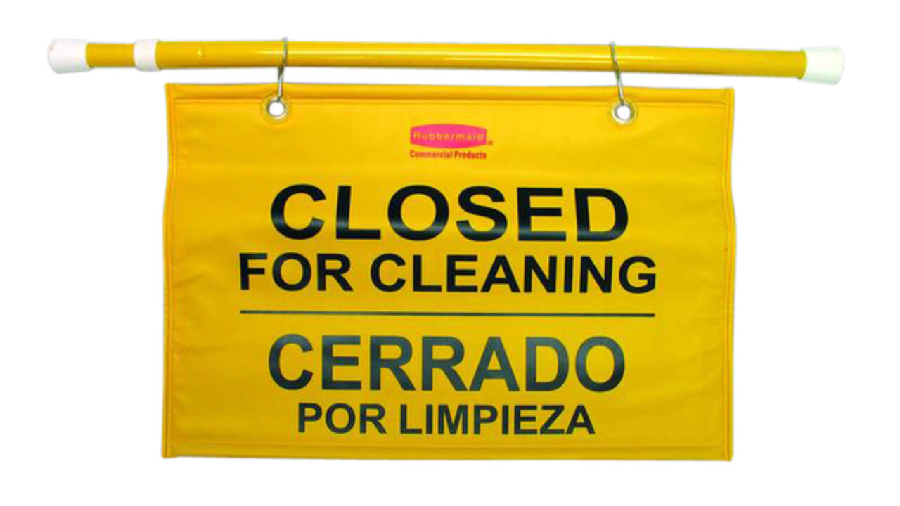 Waarschuwingsvlag hangend meertalig closed for cleaning geel