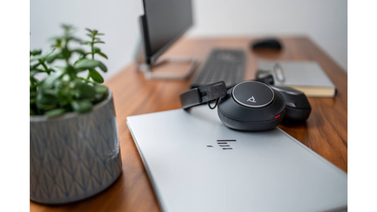 Headset HP POLY Voyager Surround 80 UC USB-C