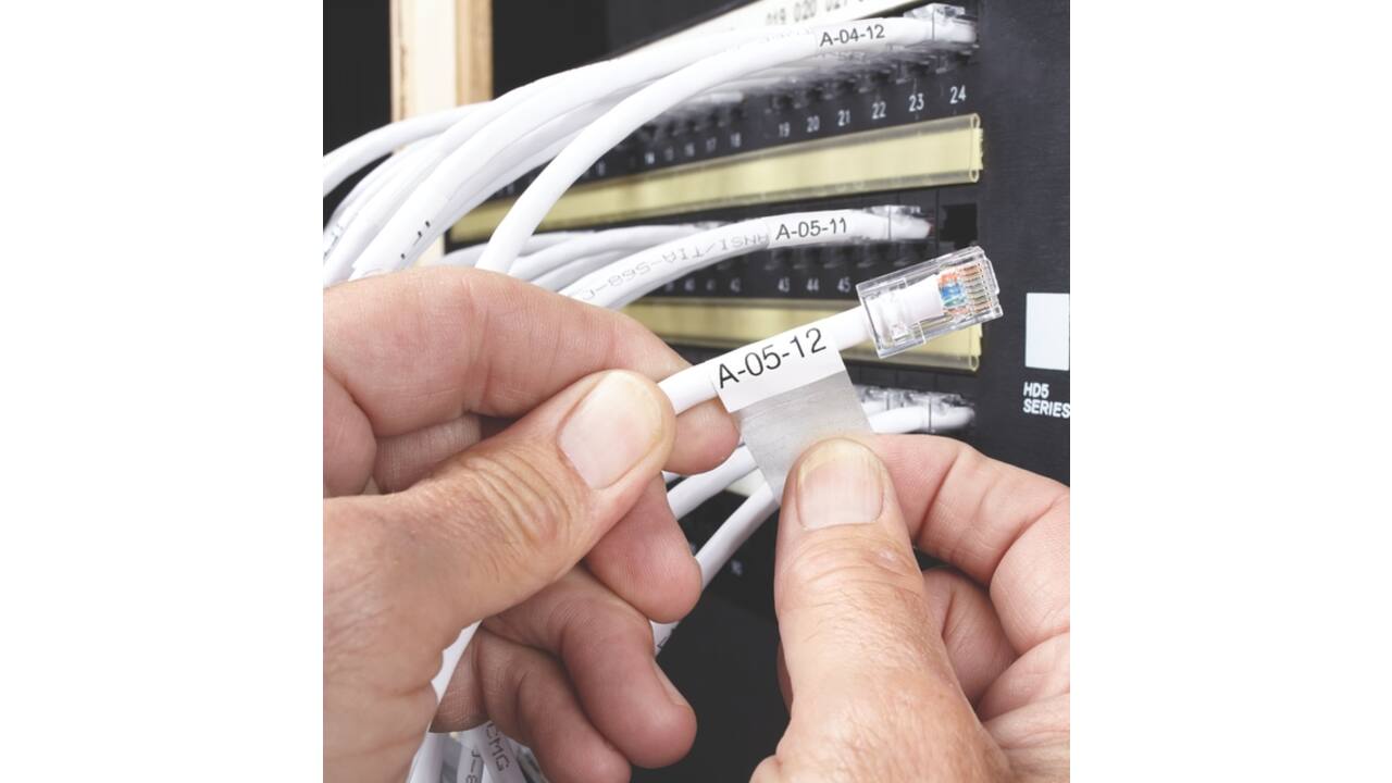 Labeltape Dymo XTL kabelwikkel 21mm zwart op wit