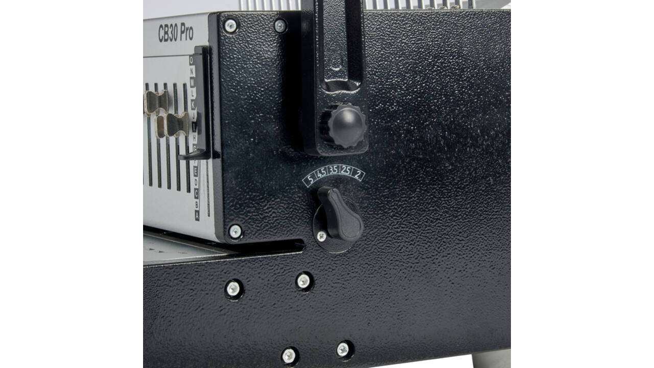 Inbindmachine GBC Combbind CB30 Pro