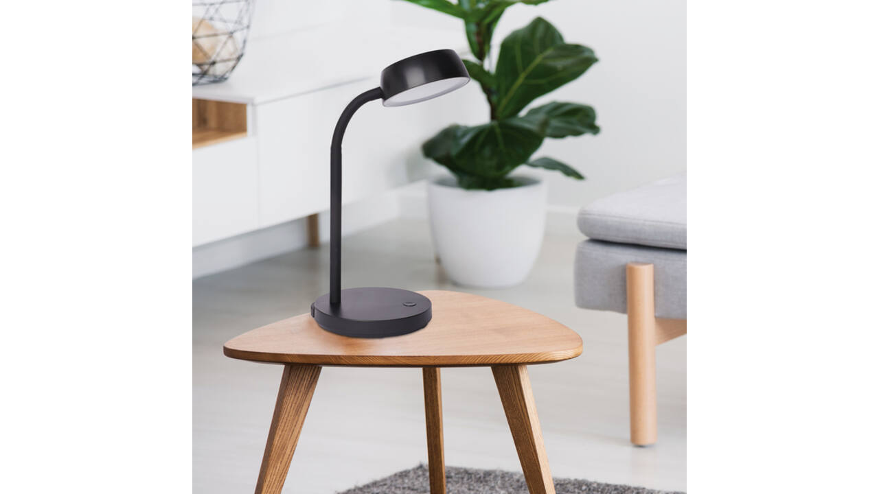 Bureaulamp MAUL Abby LED op voet zwart