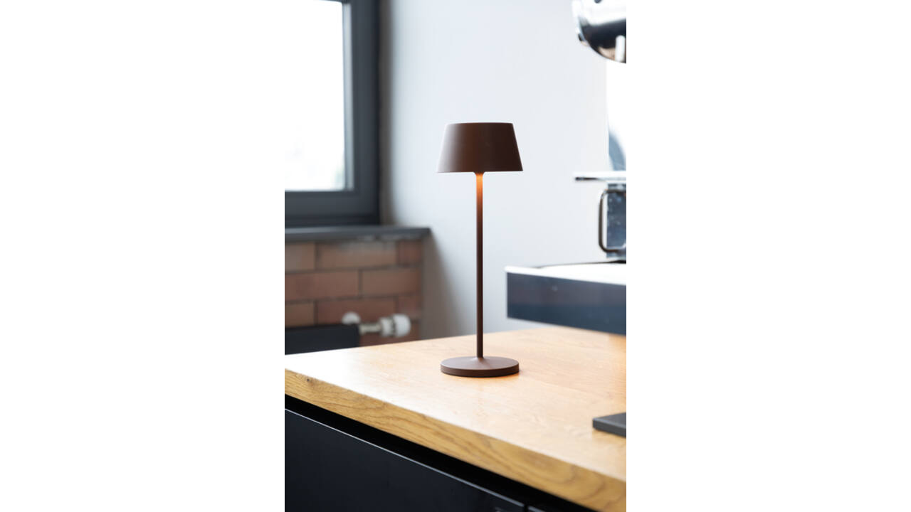 Tafellamp MAUL Nina LED oplaadbaar dimbaar bruin