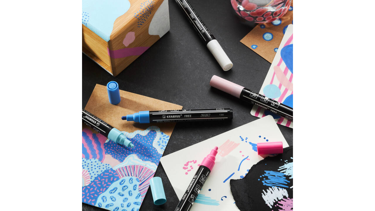 Acrylmarker STABILO  Free Acrylic Mixed Tip set à 3 breedtes wit