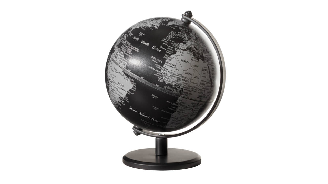 Globe Troika 13cm zwart-zilver