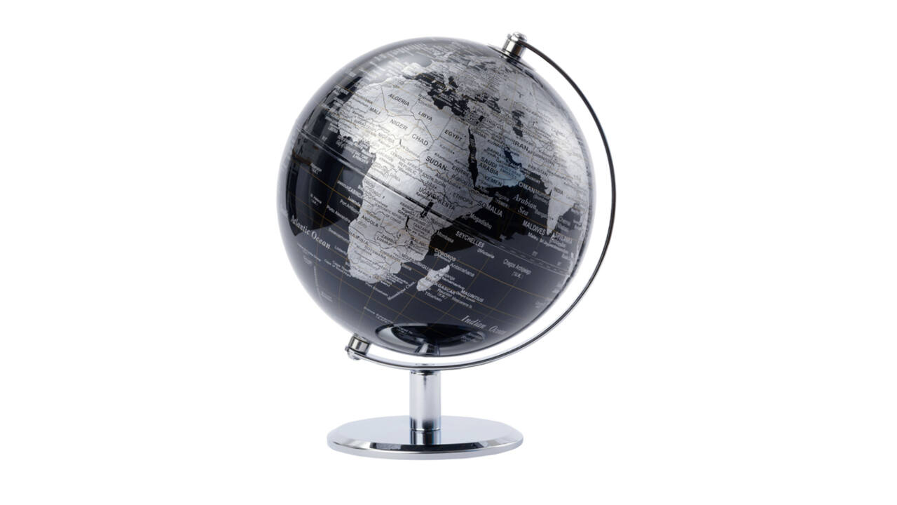 Globe Troika 20cm zwart-zilver