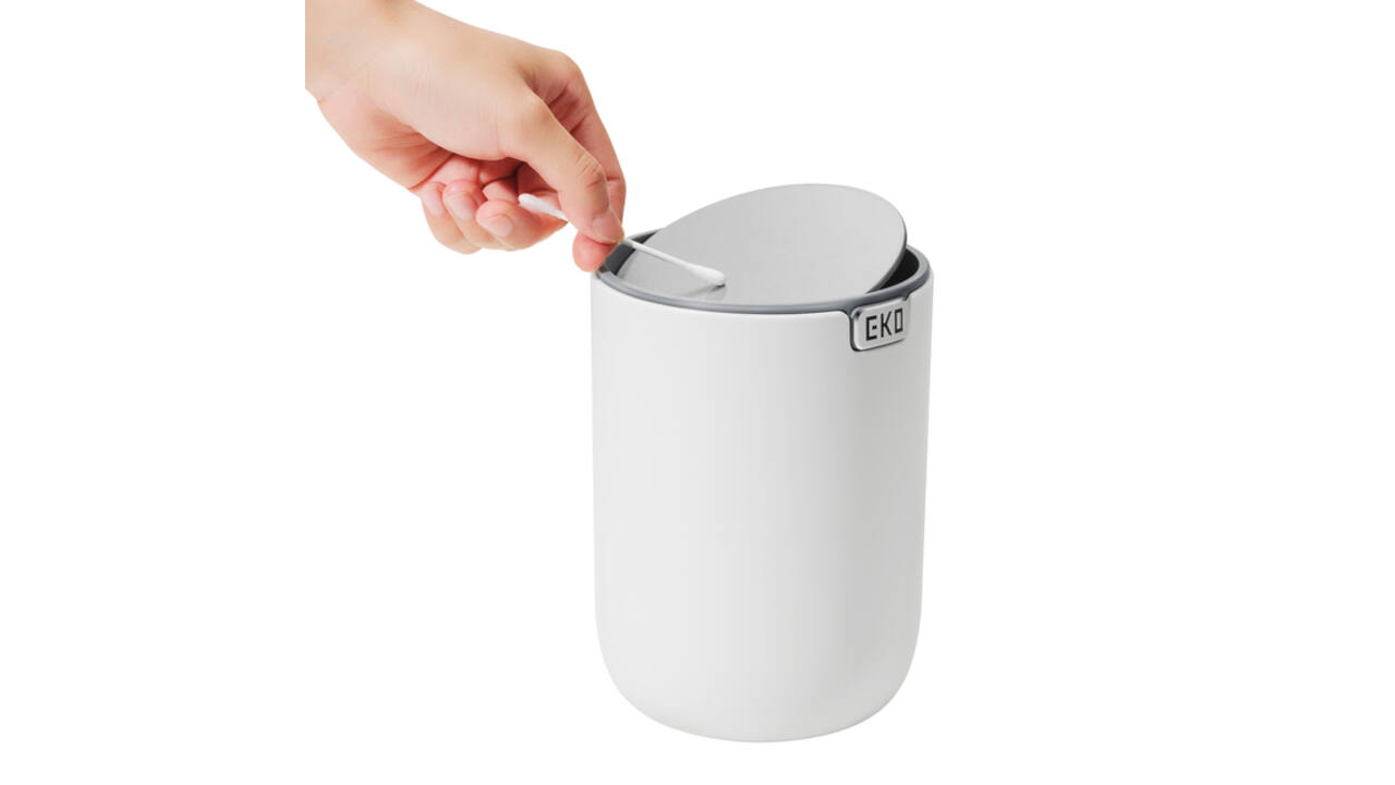 Afvalbak EKO Fandy 2 tafelmodel met swingdeksel 1,5 liter wit