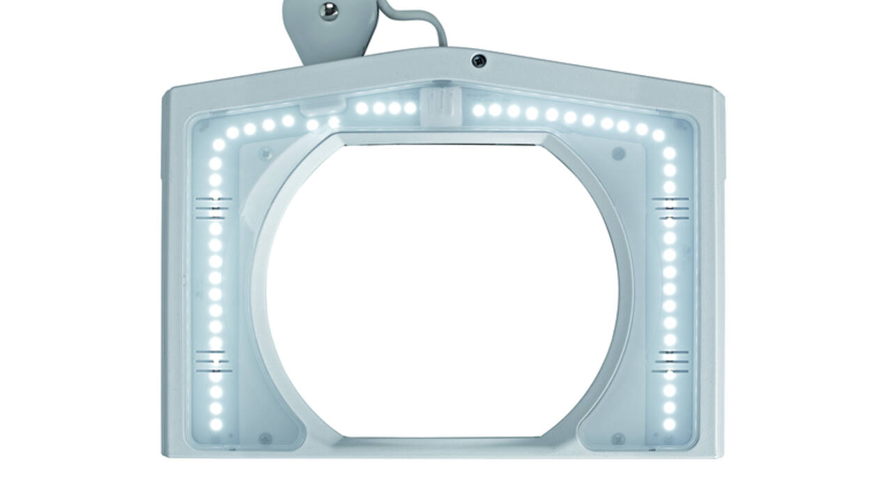 Loeplamp MAUL Vitrum LED met tafelklem lens 307 cm2 wit