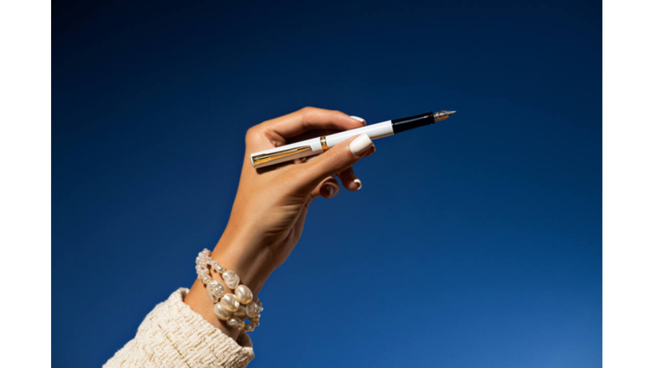 Vulpen Waterman Allure Impression white GT medium