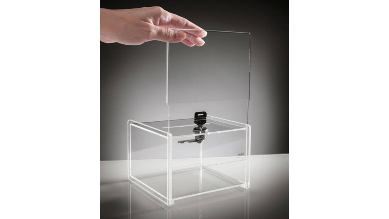 Actiebox Sigel transparant met slot 15x22x15cm + insteek