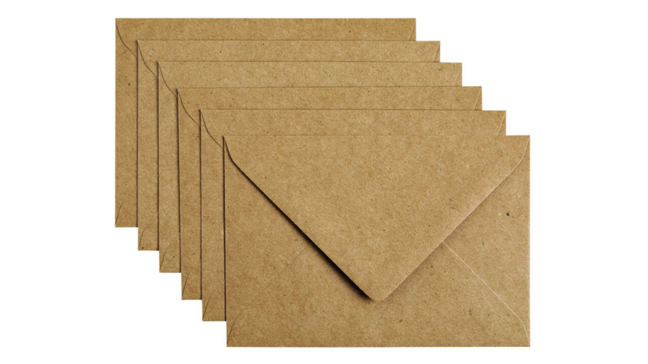 Envelop Papicolor C6 114x162mm kraft bruin pak à 6 stuks