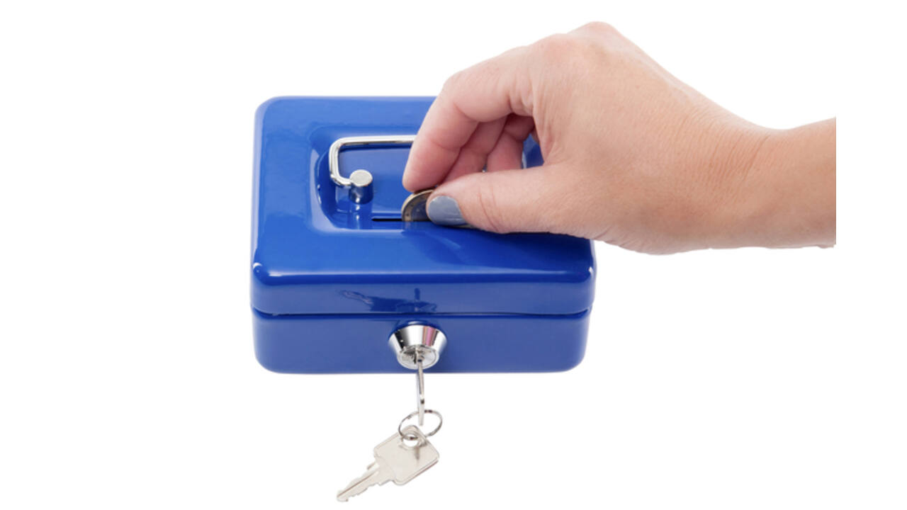 Geldkist MAUL met muntgleuf en slot 125x95x60mm blauw
