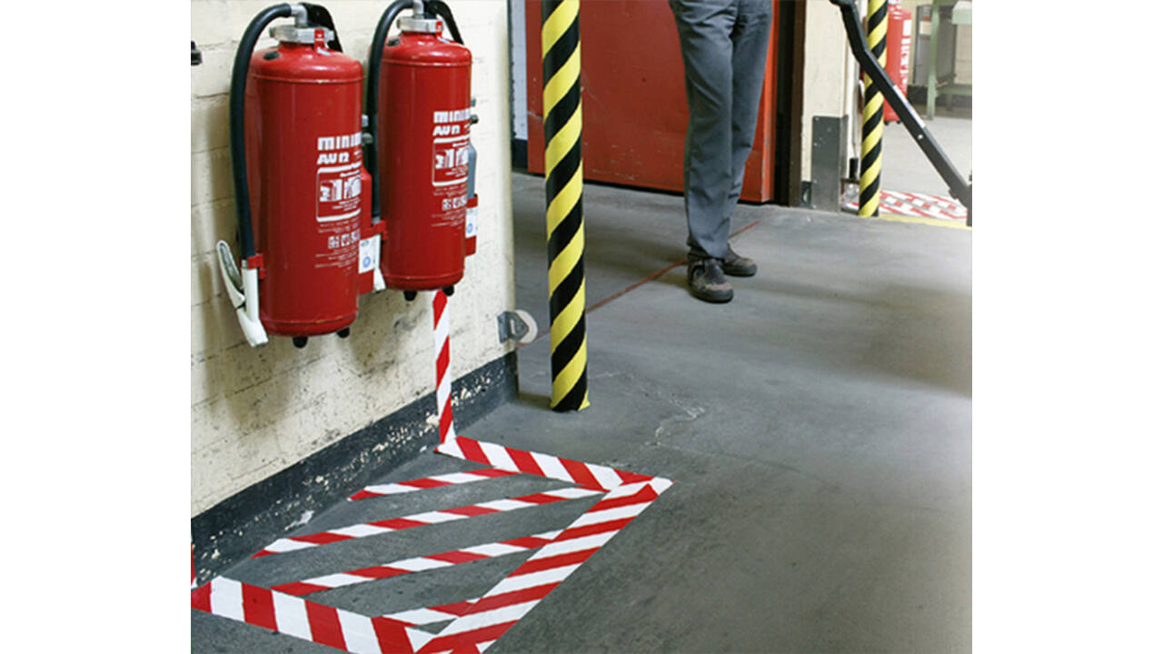 Waarschuwings- en markeringstape tesa® Signal Universal 66mx50mm rood/wit
