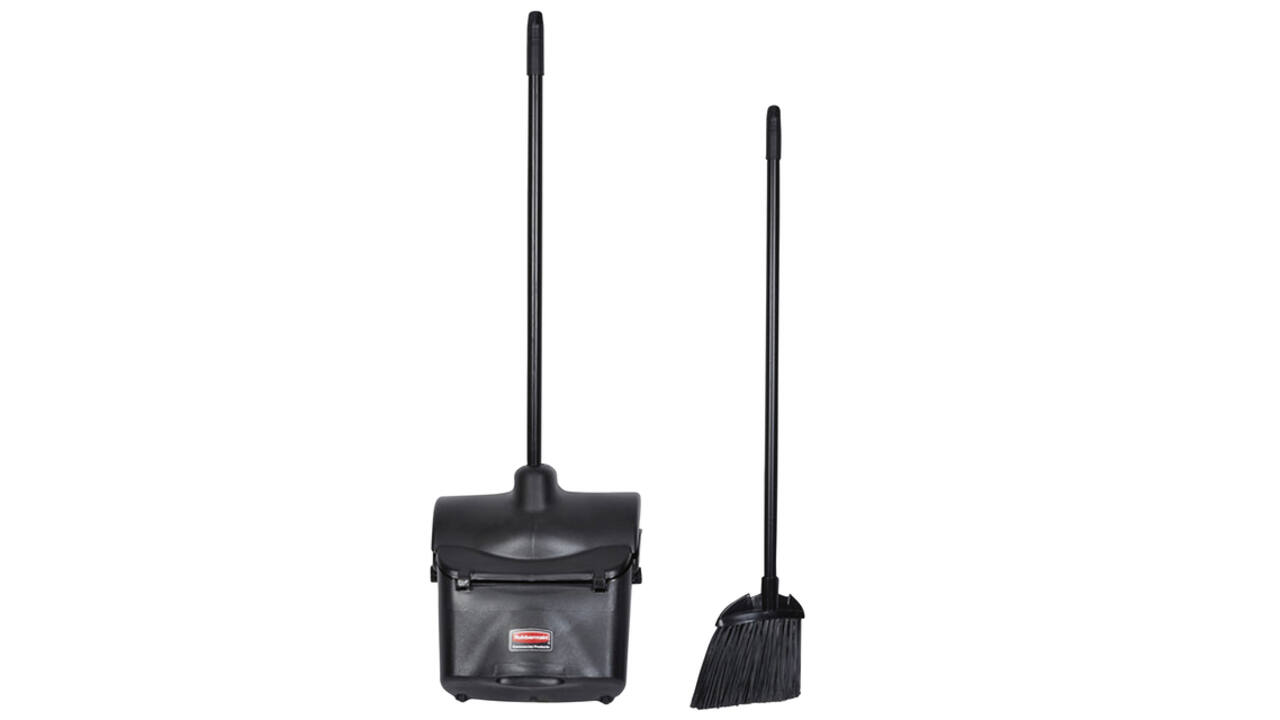 Handveger Rubbermaid Executive Lobby Broom met lange steel zwart