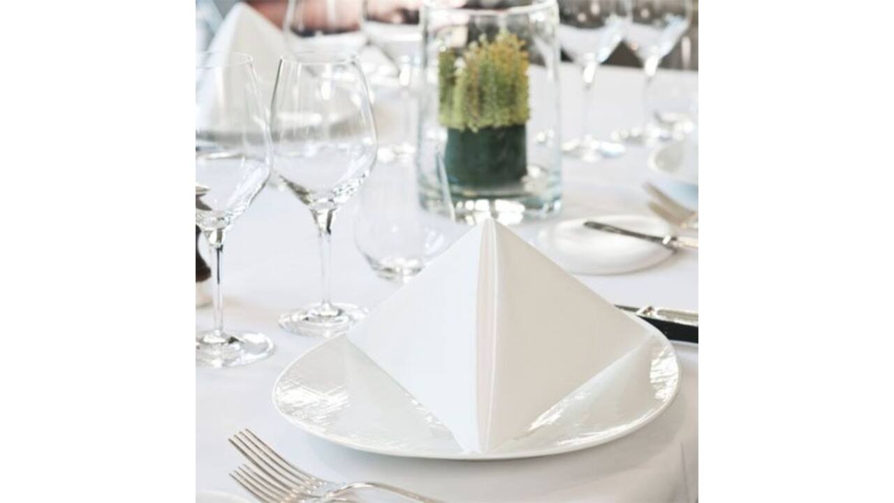 Dinerservet Tork Linstyle Premium 1/4 vouw 1-laags 390x390mm 50 vel wit 478722