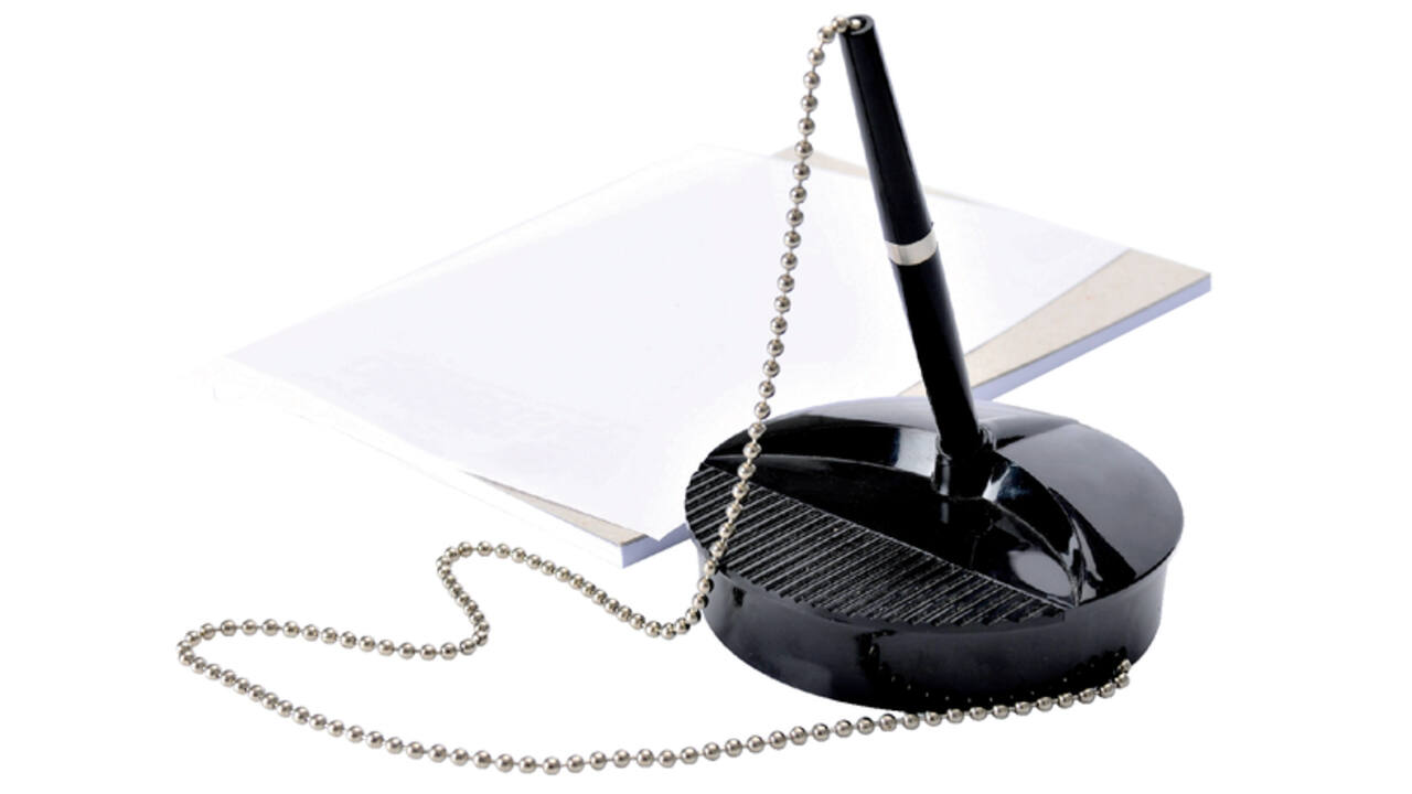 Baliebalpen Fellowes met standaard medium zwart