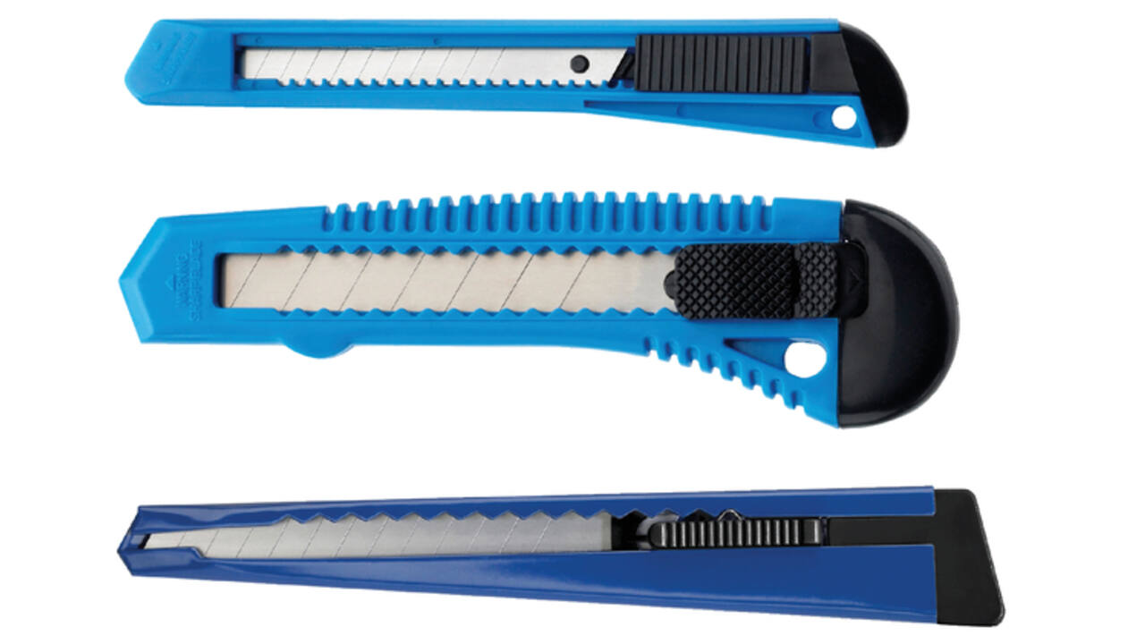 Snijmes Westcott Office 9mm met schuifsluiting en metalen houder blauw