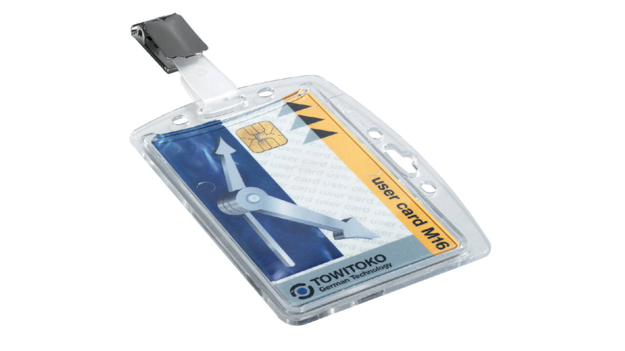 Veiligheidspashouder Durable 8005 dicht met clip 54x85mm