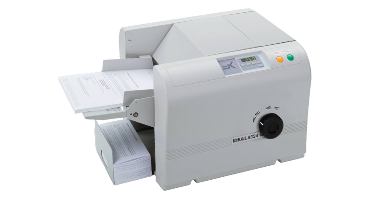 Vouwmachine IDEAL 8324