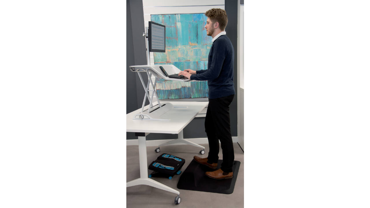 Vloermat Fellowes voetensteun Activefusion zwart