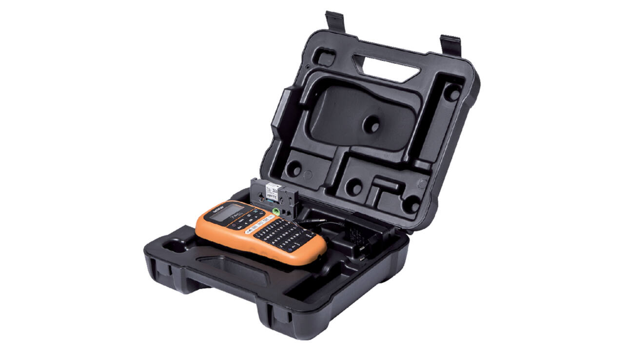 Labelprinter Brother P-touch TZe PT-E110VP draagbaar qwerty 12mm oranje