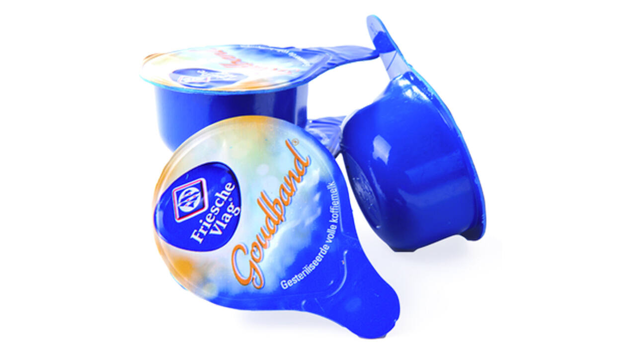 Koffiemelk Friesche Vlag goudband cups 10x7ml