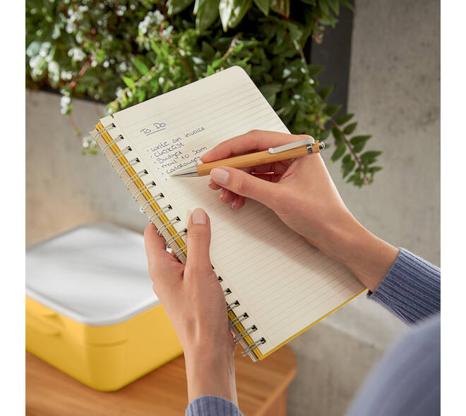 Notitieboek Leitz Cosy B5 160blz 100gr spiraal lijn geel