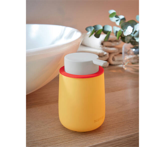 Handzeepdispenser Leitz Cosy voor handzeep 300ml geel