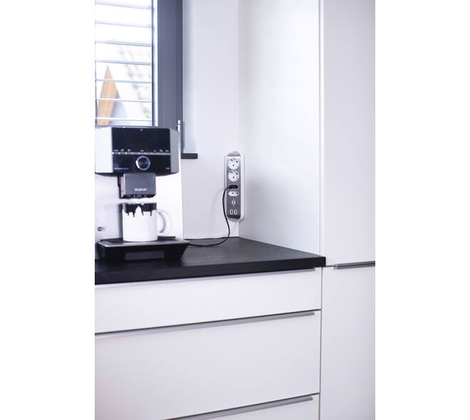 Stekkerdoos Brennenstuhl bureau Estilo 4vdig incl 2 USB 2m wit/zilver