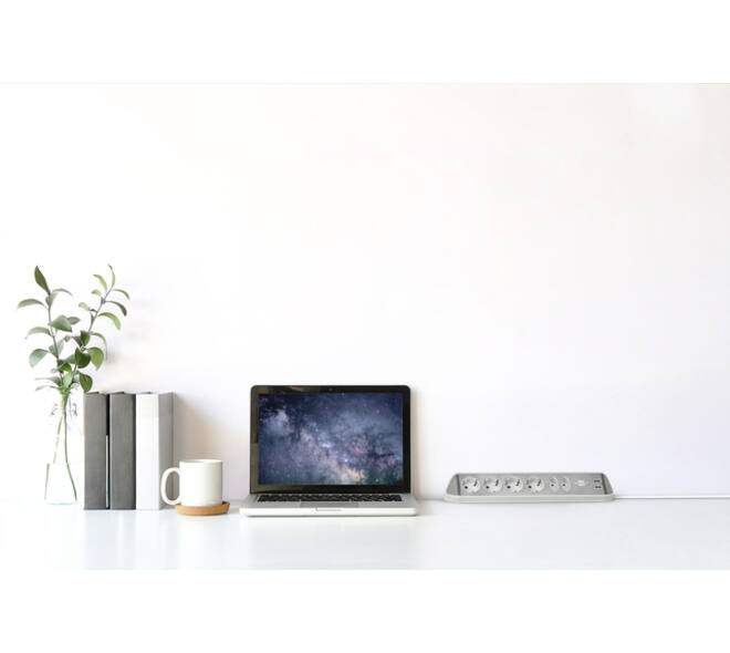 Stekkerdoos Brennenstuhl bureau Estilo 6vdig incl 2 USB 2m wit/zilver