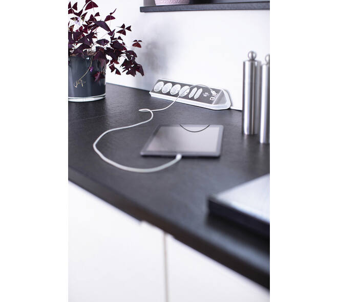 Stekkerdoos Brennenstuhl bureau Estilo 6vdig incl 2 USB 2m wit/zilver