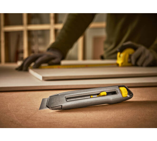 Snijmes Stanley Interlock 18mm