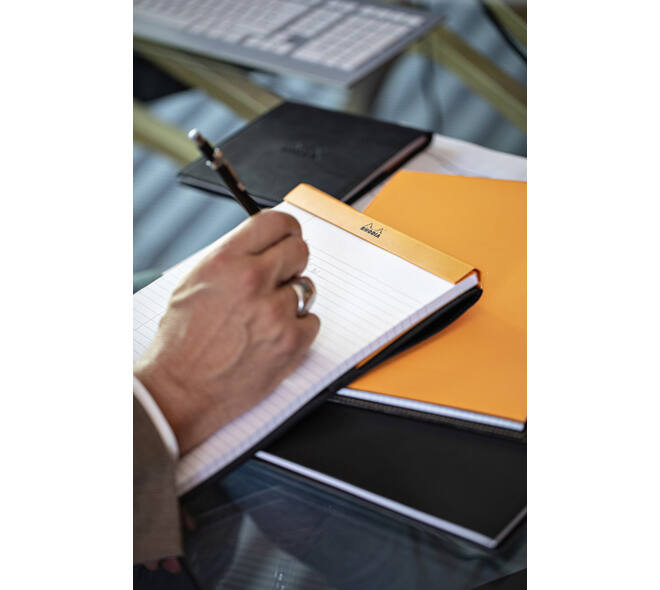 Schrijfblok Rhodia A4 lijn 80 vel 80gr oranje