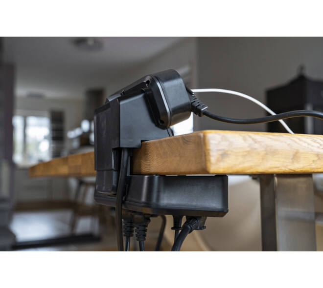 Stekkerdoos Brennenstuhl bureau Estilo 10vdig incl 1 USB C, 1 USB A, 2m zi/zw