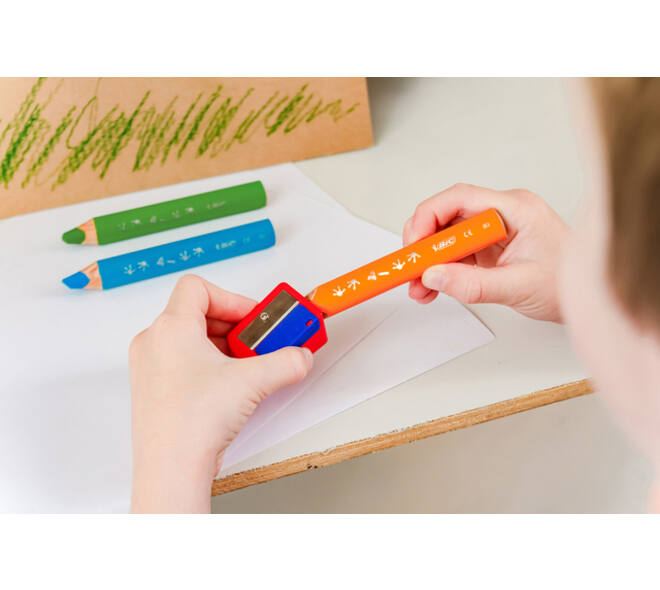 Whiteboardpotlood BicKids Multi Surface + puntenslijper/doekje ass 3st