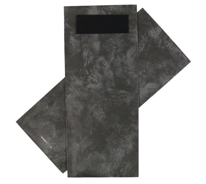 Bestekzakje IEZZY 190x85mm antraciet gemarmerd met zwart servet 500st