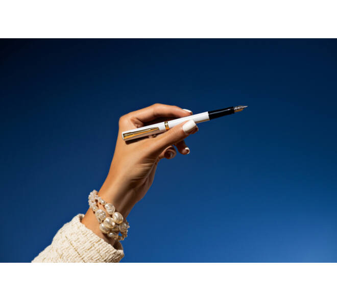 Vulpen Waterman Allure Impression white GT medium