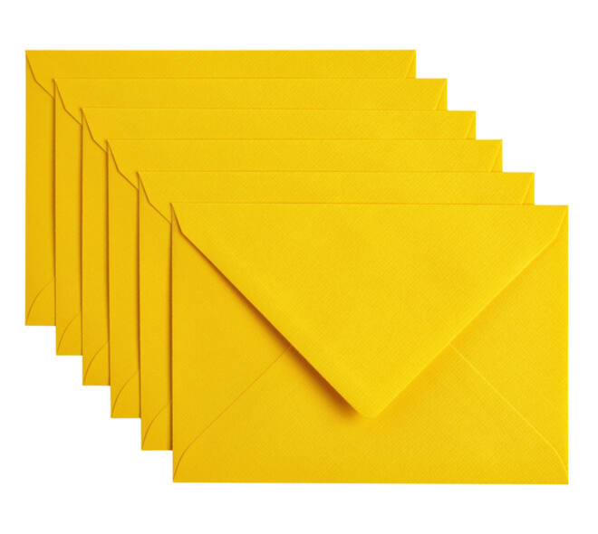 Envelop Papicolor C6 114x162mm dottergeel pak à 6 stuks