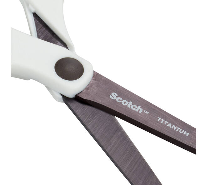 Schaar Scotch 20cm titanium met groot oog groen blister
