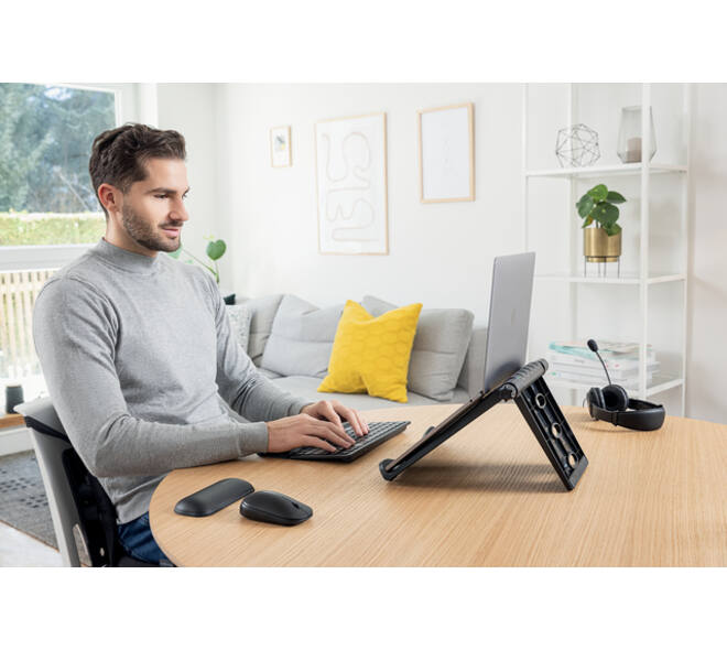 Laptopstandaard Kensington SmartFit Easy Riser koelfunctie zwart